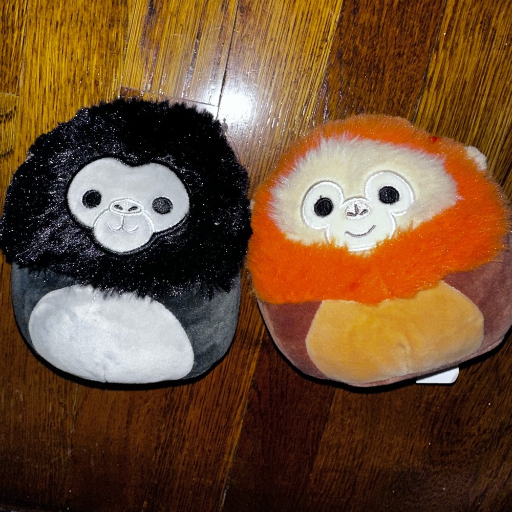Squishmallow set 7 inch Aron the gorilla and Robb the orangataun